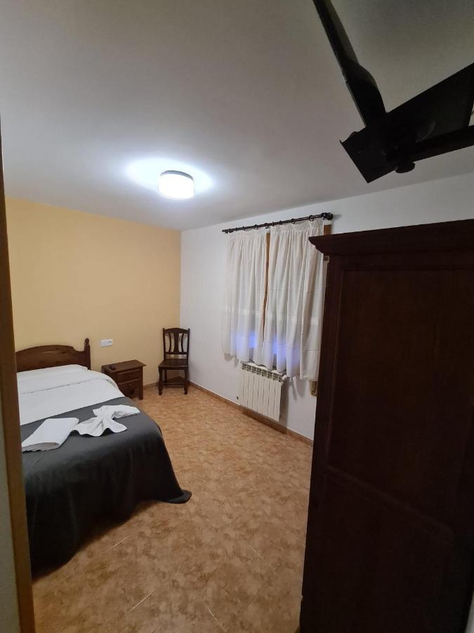 Hostal Estopinan Estopinan del Castillo Экстерьер фото