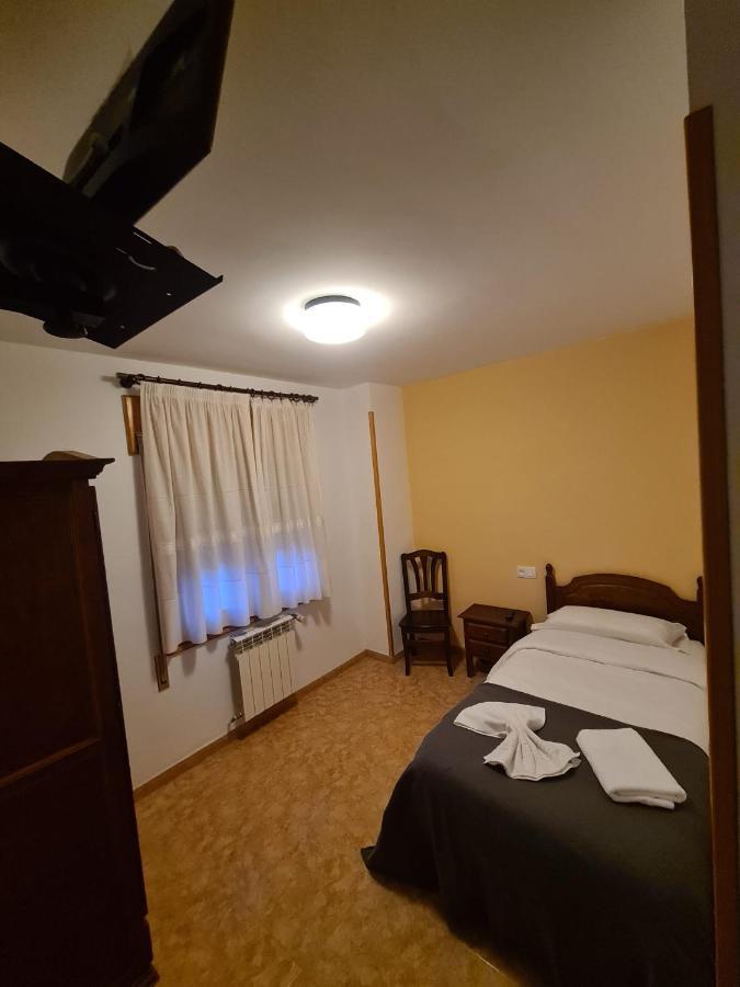 Hostal Estopinan Estopinan del Castillo Экстерьер фото
